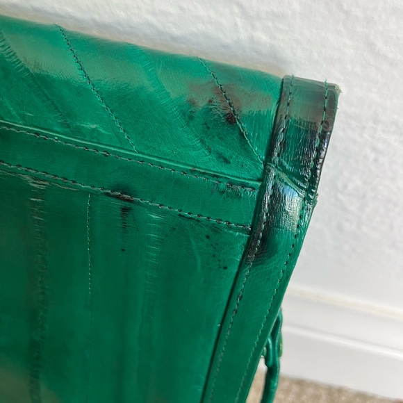 Vintage 80s Kelly Green Eel Skin Purse - Picture 11 of 11
